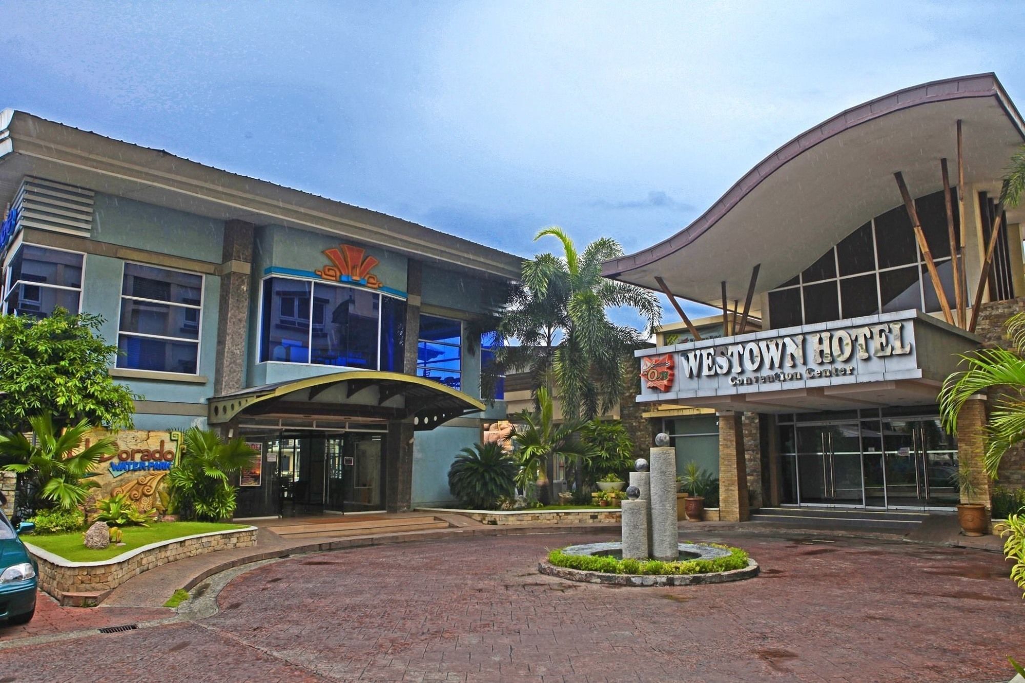 Mo2 Westown Hotel Iloilo Exterior photo